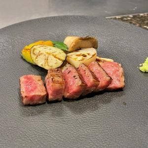 鉄板焼 花
