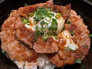 焼肉・もつ鍋 西新初喜 MARK IS 福岡ももち店
