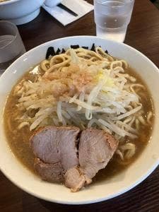 ラーメン山 なぜか