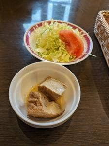 レストラン伍平