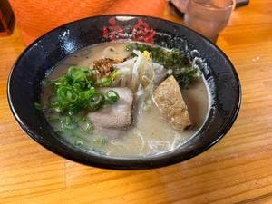 ラーメン 宝島 神田店