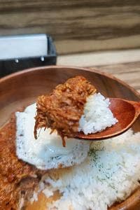 マカリ亭