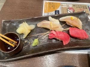 すし酒場 さんじ