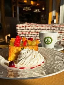 8代 葵カフェ ハワイ境店