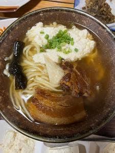 沖縄料理と島どうふTO-PU