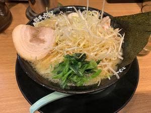 横浜家系ラーメン 町田商店 仙台広瀬通店