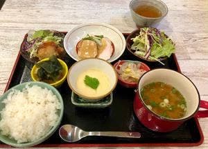 ごはん屋まち