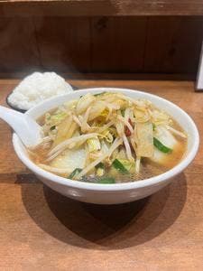 ベトコンラーメン 新京 名古屋伏見店