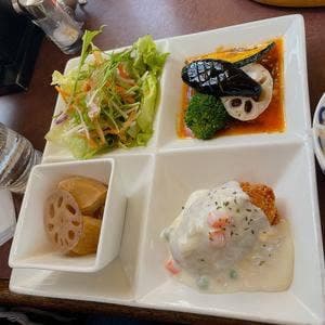 ハクバ