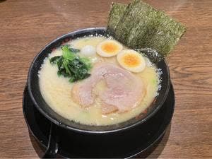 横浜家系ラーメン 有楽家 岐阜県庁前店