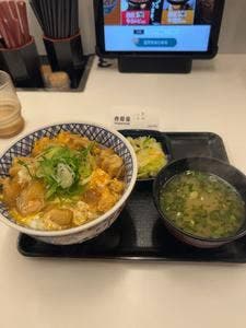 吉野家 新大久保駅前店