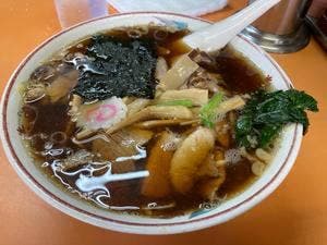青島食堂 宮内駅前店