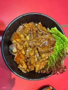 焼肉丼 十番 三宮店