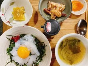 さとん茶や