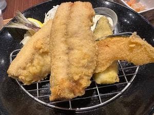 アジフライとみさん食堂