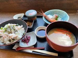 かに八代 れんが亭