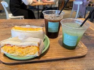 California Laundry Cafe & Co.