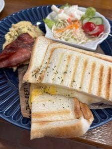 CHUCHU CAFE