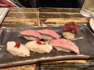 横浜 肉寿司