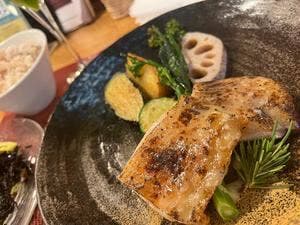 野菜がおいしいダイニング LONGING HOUSE 北青山