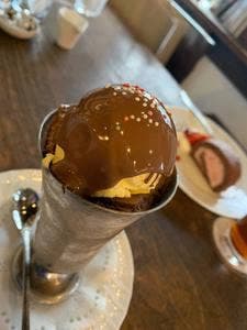 エクチュア からほり蔵 本店