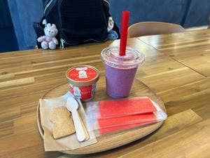 ヤクルト御本丸カフェ＆ギャラリー