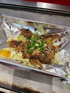 ホルモン 鉄板焼き なかや商店