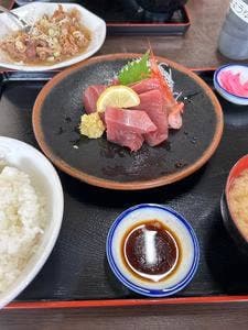 うんの食堂