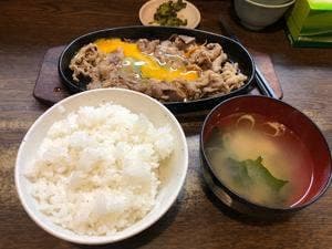 路地裏