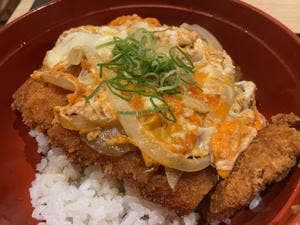生醤油うどんとお酒 醤屋万吉