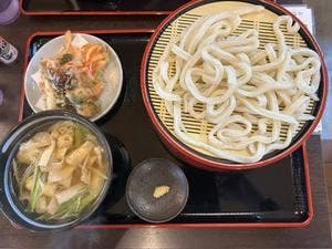 武蔵野肉うどん 一二三