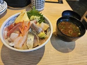 鮨 酒 肴 杉玉 茗荷谷