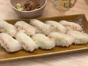 名前のない寿司屋