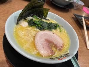 横浜家系ラーメン 町田商店 新百合ヶ丘店