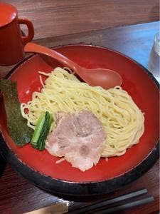はつや