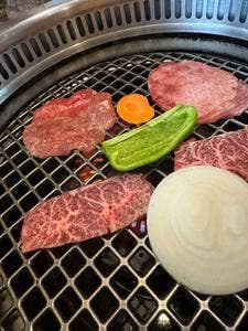 焼肉チング