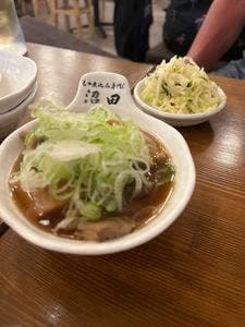 もつ煮込み専門店 沼田 横浜西口一番街