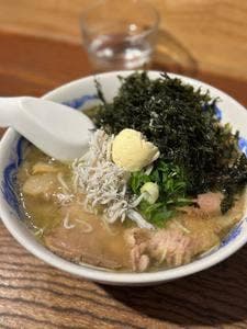 貝だし地鶏中華そば あん藤 えのしま店
