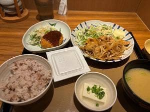 やよい軒 神田北口店