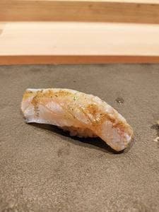 北新地 鮨 千功堂