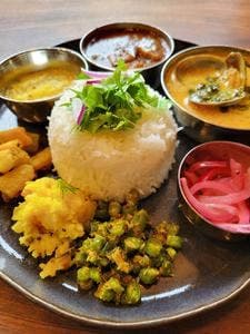 bono curry stand