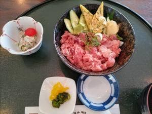 まぐろ茶屋