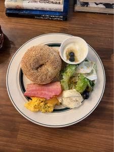 H.A.L. cafe