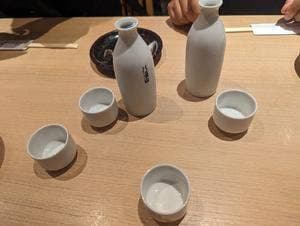 八海山 八重洲店