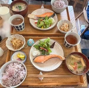 朝食屋 コバカバ