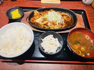 やぶ屋食堂 エスカ店