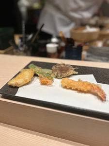 新宿 鮨 よこ田