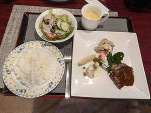 食事とお酒 ファルコン