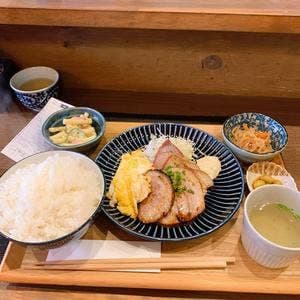 江戸堀焼豚食堂