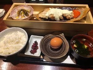 鉄板焼鳥くちばし